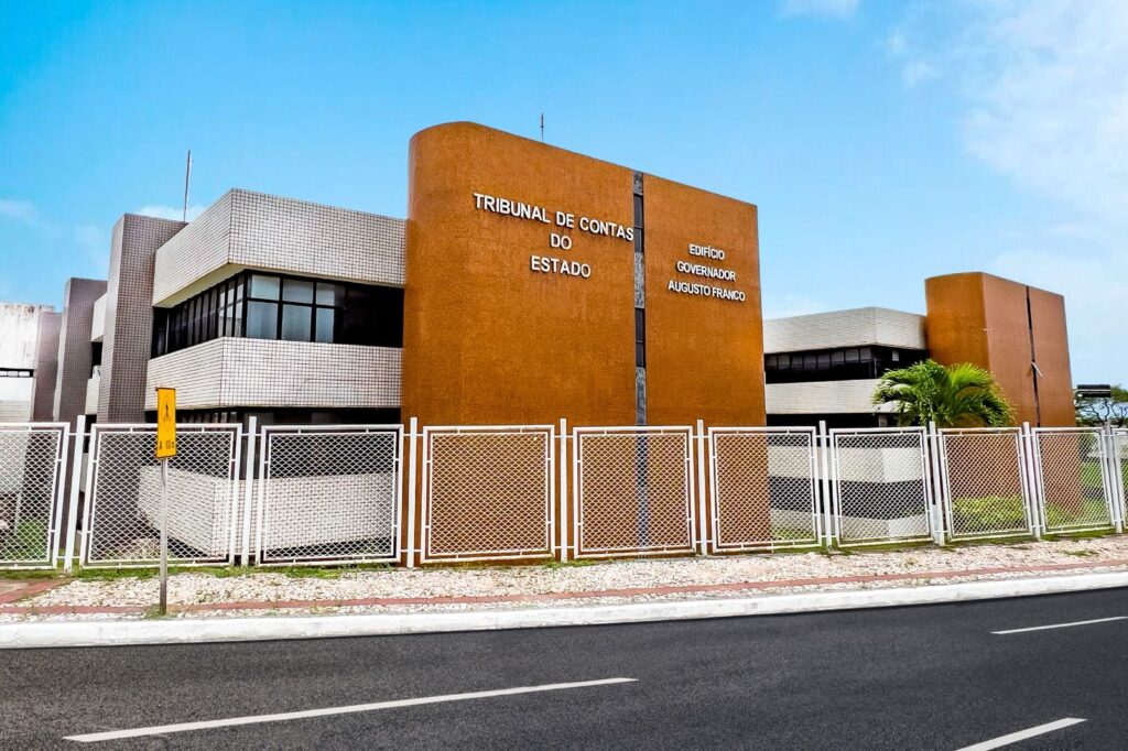 Fachada do TCE de Sergipe