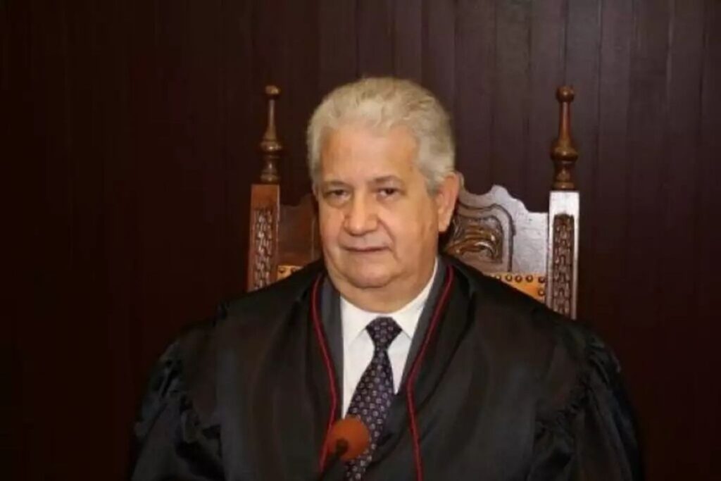 foto do desembargador Paulo Alfeu Puccinelli