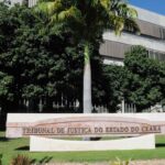 foto da placa do tribunal de justiça do ceara